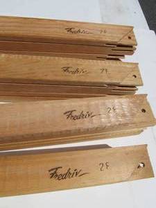 lot 347 image: Sets of Unused Fredrix ArtistPaintingCanvas Stretchers 