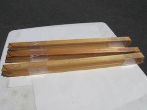 lot 325 image: 3 Sets of Unused Fredrix ArtistPaintingCanvas Stretchers - 36