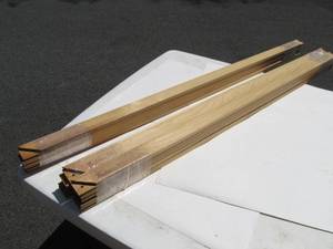 lot 327 image: 3 Sets of Unused Fredrix ArtistPaintingCanvas Stretchers - 50 & 52
