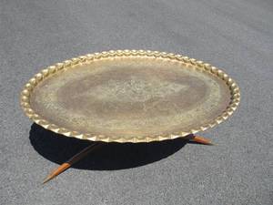 lot 330 image: Large Mid Century Moroccan Oval Coffee Table wSolid Brass Top