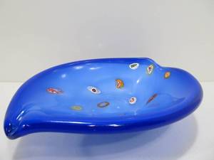 lot 140 image: Murano Style Hand Blown Cobalt Blue Art Glass wMillefiore Design