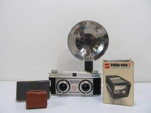 lot 152 image: Working Vintage TDC Stereo Colorist Film Camera wAccessories