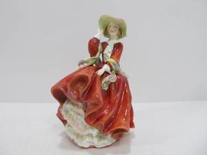 lot 159 image: Early Vintage ROYAL DOULTON Porcelain Figurine - Top o The Hill