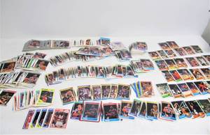 lot 204 image: Large Lot of of Vintage NBA Basketball Cards