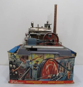 lot 192 image: Vintage WILESCO Model D20 Tin Litho Toy Steam Engine wOriginal Box