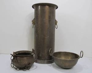 lot 196 image: Vintage BrassCopper Umbrella Stand wLions and 2 Antique Copper Pots