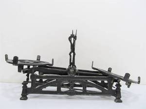 lot 187 image: Antique Iron Balance Scale