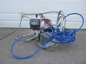 lot 314 image: Quality Working TITAN Impact 440 Commercial Paint Sprayer