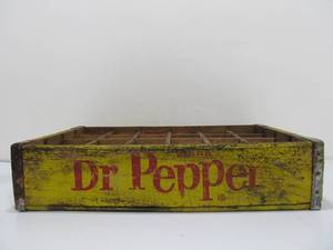 lot 316 image: Vintage Yellow Wooden DR PEPPER Minneapolis & Saint Paul Soda Crate