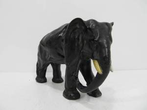 lot 266 image: Larger Vintage Painted Lead Toy Elephant 