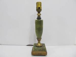 lot 273 image: Quality Vintage 1920s Era Green Marble Desk Lamp