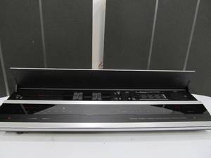 lot 220 image: Working BANG & OLUFSEN Beomaster 3000 TunerAmplifier & Red Line 60 Speakers