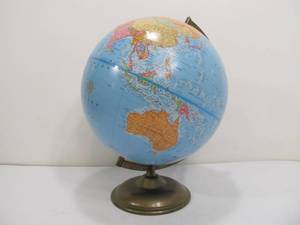 lot 255 image: Nice Cram Company 12 Imperial World Globe