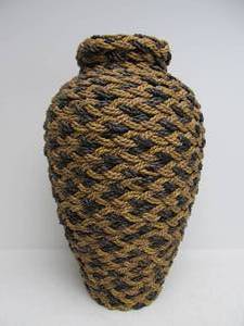 lot 206 image: Large Decorative Woven Rope Basket wBalls
