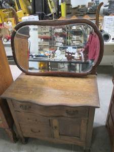 lot 403 image: Antique Wooden EntryHallway Style ...