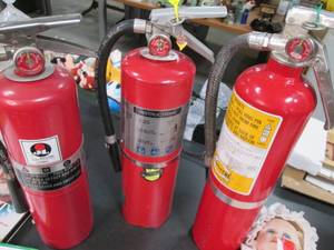 lot 407 image: Lot of 3 fire extinguishers...