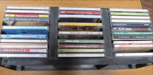 lot 419 image: Retro Style Plastic CD holder fille...