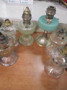 lot 441 image: Lot of 6 Oil Lamps...