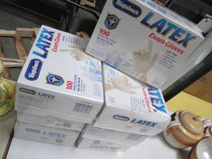 lot 466 image: 7 boxes of Latex Exam Gloves, One s...