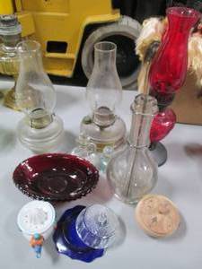 lot 484 image: Vintage Clear, Red and Cobalt Color...