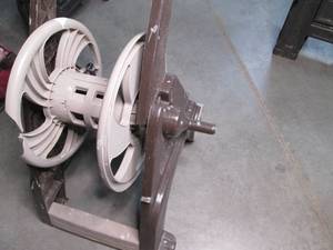 lot 511 image: Smaller Ames Plastic Hose Reel. Sli...