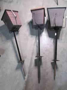 lot 515 image: Lot of 3 Square Heavy Duty Stake in...