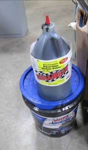 lot 554 image: SealBest 400 Driveway Sealer Filler