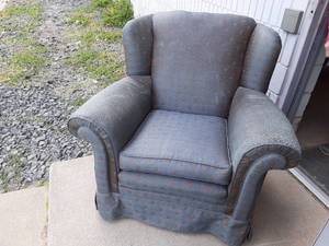 lot 556 image: Side Chair