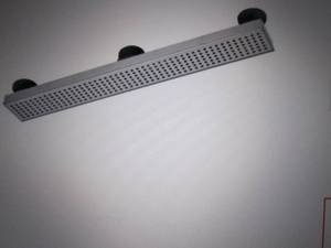 lot 143 image: Designline 24 in. Stainless Steel L...