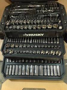 Mechanics Tool Set (290-Piece) by Husky Customer Returns See Pictures