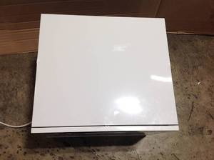 24 in. White Electronic CounterTop Control 600120-volt Dishwasher with 6-Cycles, 6 Place Settings Capacity by RCA Customer Returns See Pictures
