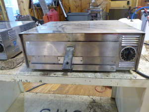 lot 17 image: Nova Pizza Oven