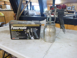 lot 31 image: Coleman Powermate Commercial Spray Gun