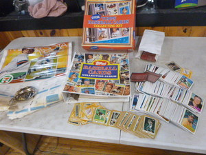 lot 109 image: Baseball Memorabilia