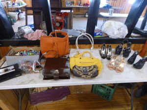 lot 113 image: Purses, Shoes and Costume Jewelry