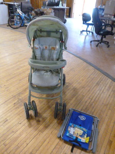 lot 135 image: Graco Baby Stroller