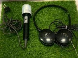 lot 16 image: Sony Microphone & JVC Headphones