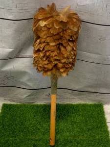 lot 35 image: Antique Asian Ostrich Feather Duster