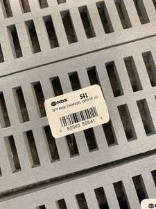 lot 39 image: 3 Channel Grates & Lighting Fixture