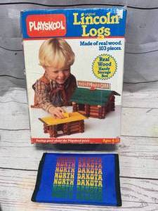 lot 45 image: 1986 Lincoln Logs & 1980s Nylon ND Wallet New Old Stock