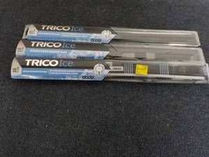 lot 32 image: 3 -Trico ICE Weather Blades...