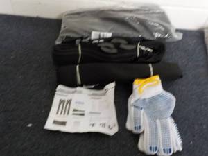 lot 16 image: 2 Sets of Moving Straps...