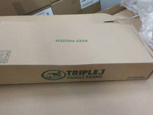 lot 49 image: 25 Self Closing Boxes 24 x 10 x 4 ...