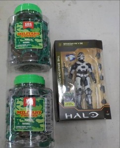 lot 90 image: Military Toys...