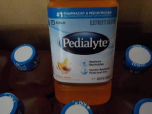 lot 257 image: Case of 8 Bottles Pedialyte Mixed F...
