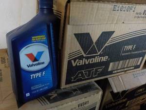 lot 266 image: Case of 12 qts Valvoline Type F Aut...