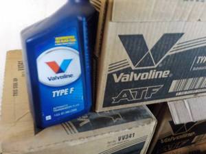 lot 268 image: Case of 12 qts Valvoline Type F Aut...