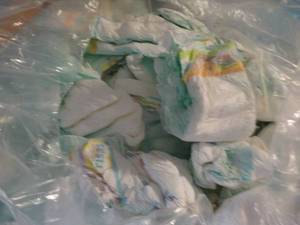 lot 271 image: Bag of 100 or so Diapers Newborn-3 ...