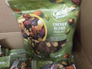 lot 288 image: Case of 12 bags Energy Blend Trail ...