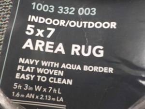 lot 297 image: 5 x 7 Area Rug...